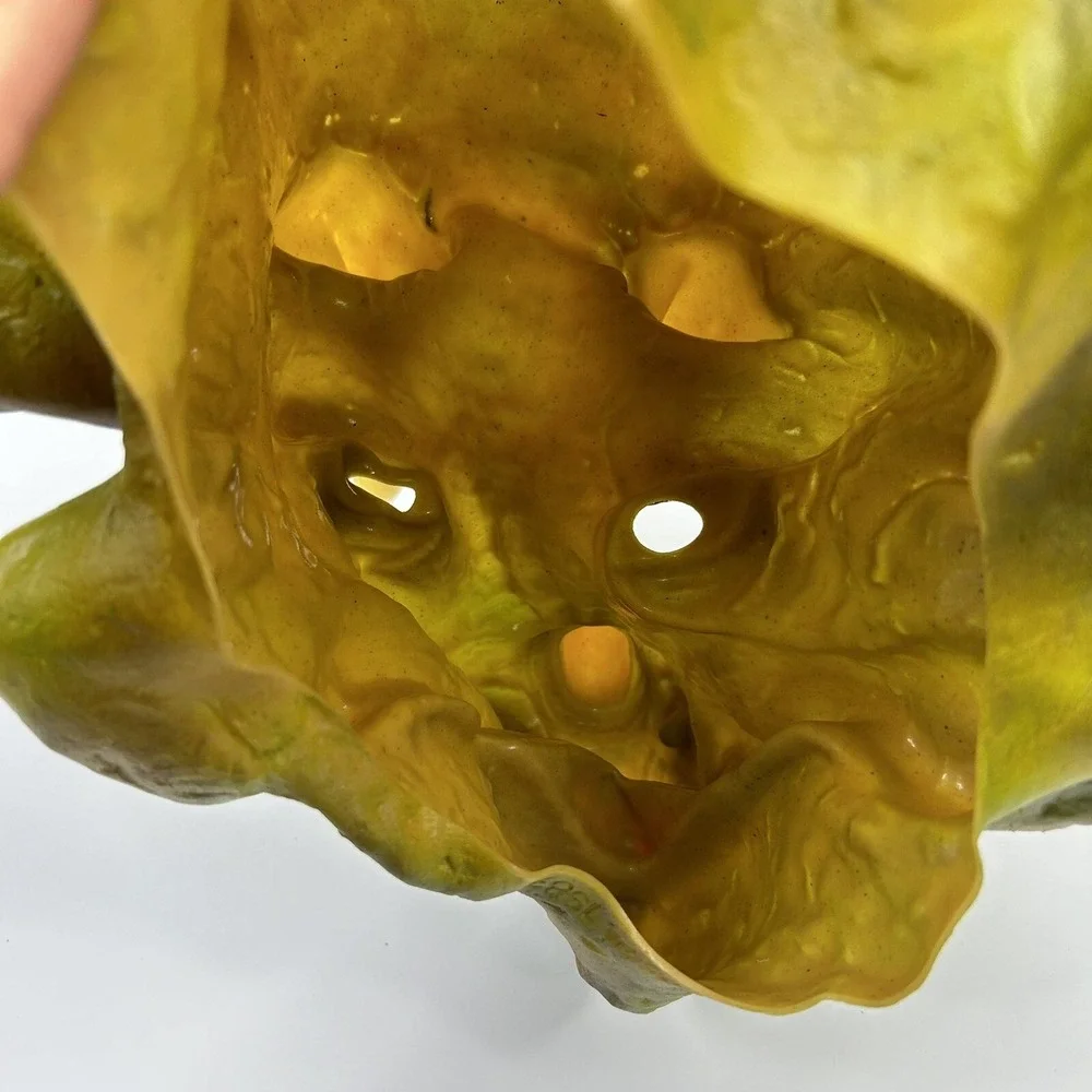 Cesar DINOSAUR TRICERATOPS Vintage 1987 Vinyl Mask Green EUC Halloween‎